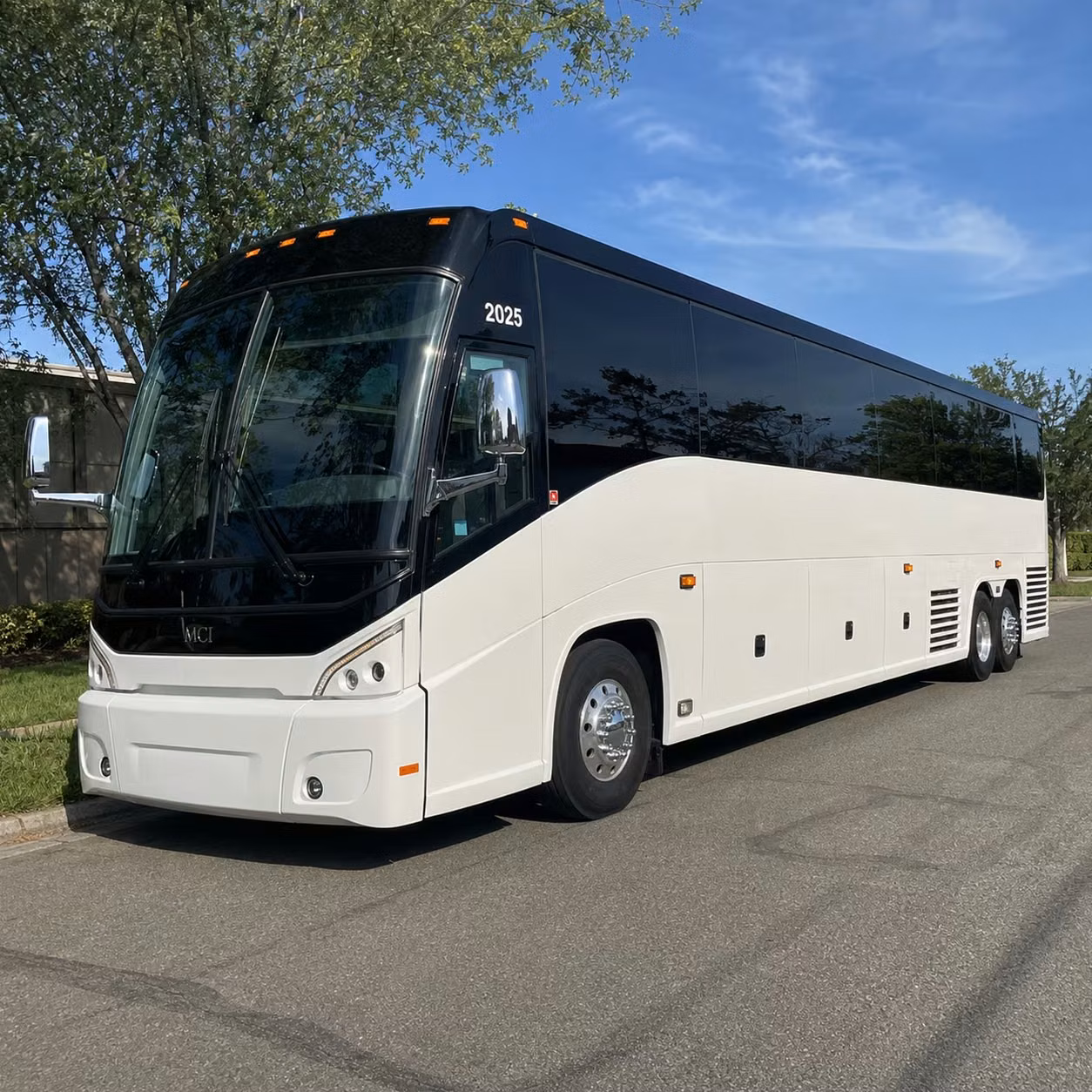 book long distance transportation in richmond or any city nearby