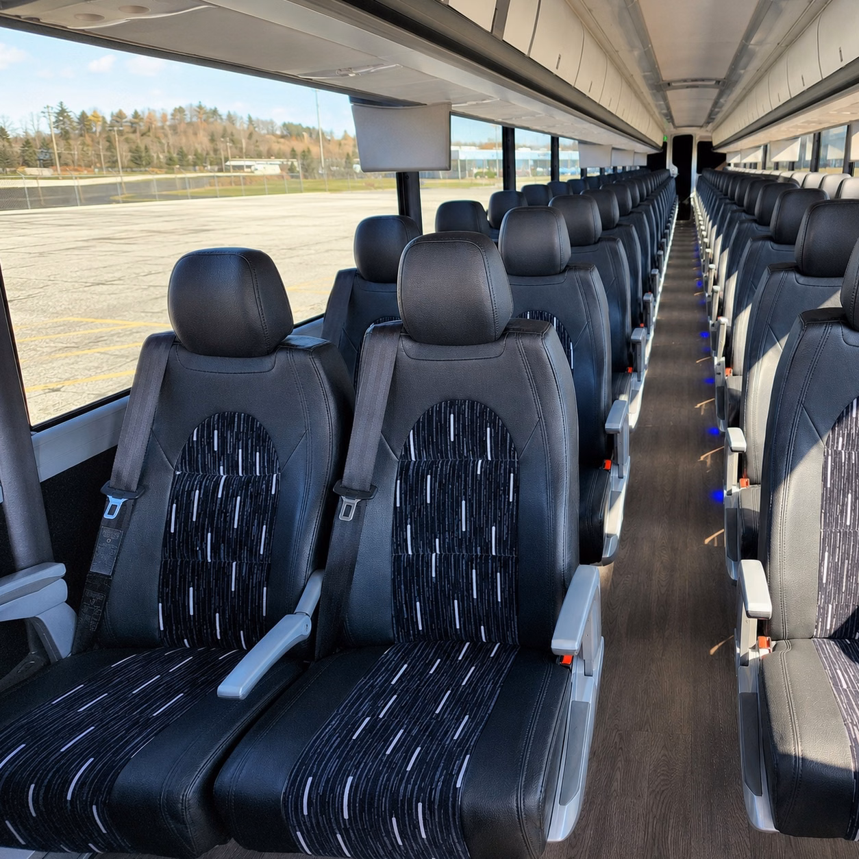 guest shuttle buses between richmond hotels and wedding venues