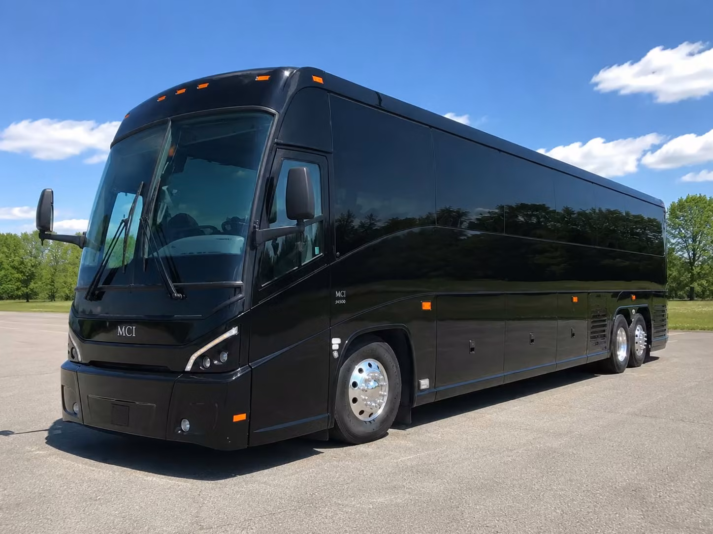 richmond wedding transportation that keeps every guest on schedule