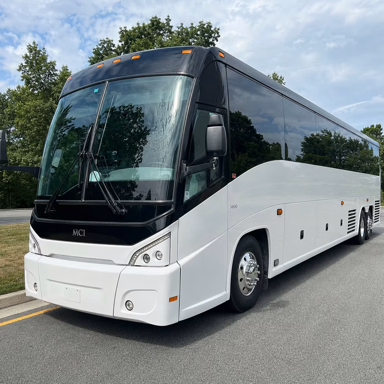 school field trip charter bus rentals in richmond